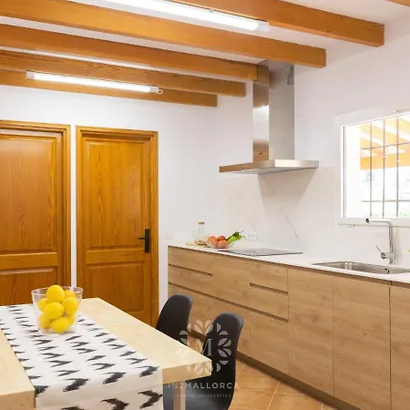 Marina De Namer * Pollença