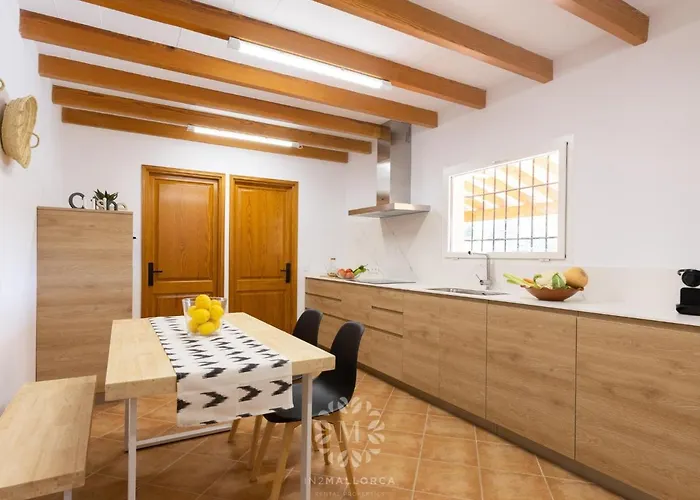 Marina De Namer * Pollença